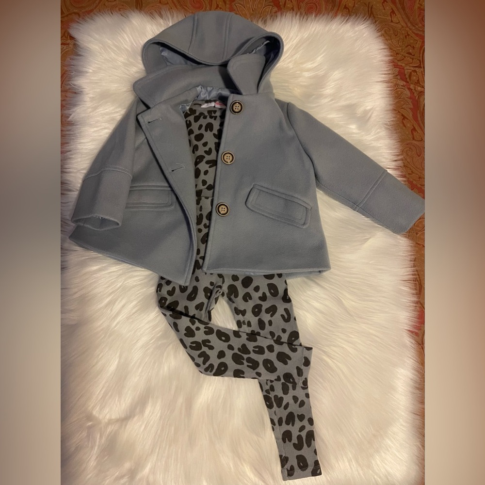 EUC- Mixed Brand ZARA/Jacket (Amazon)size 2/3 (FITS MORE ON TO 2T)